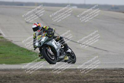 media/Nov-29-2025-TrackDaz (Sat) [[10ae2d9bce]]/B Group/Session 3 (Outside Grapevine)/